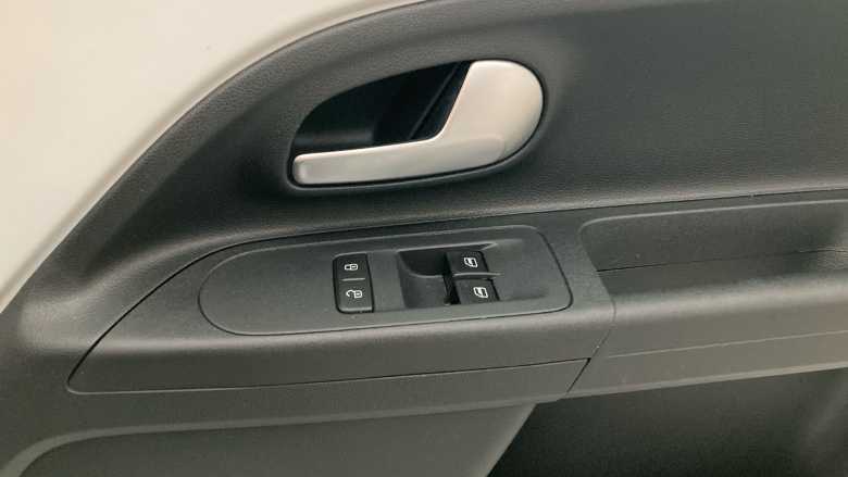 Volkswagen Up 1.0 Move Up Tech Edition 5dr [Start Stop] Petrol Hatchback